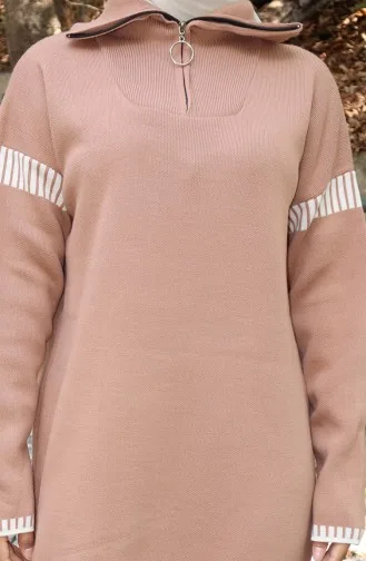 فستان محبوك بياقة مدورة مزين 0508-02 بلون القهوة بالحليب 0508-02