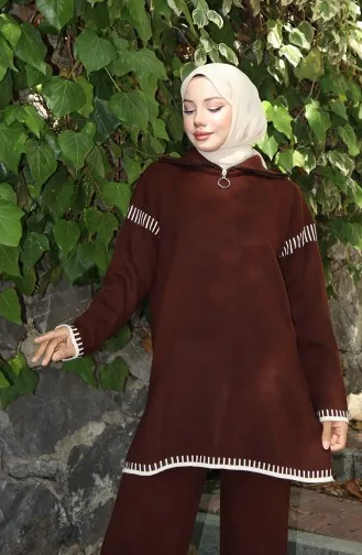 بدلة محبوكة من قطعتين مع سحاب وياقة وبنطلون 1061-08 بني 1061-08