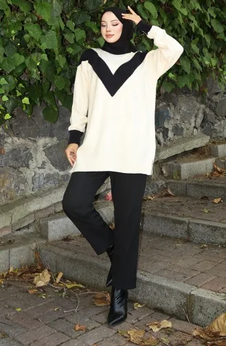 سترة محبوكة مزينة بنقشة حرف V 3017-09 بيج 3017-09