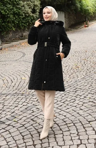 Kürk Kapüşonlu Kemerli Kapitone Mont 6307-01 Siyah