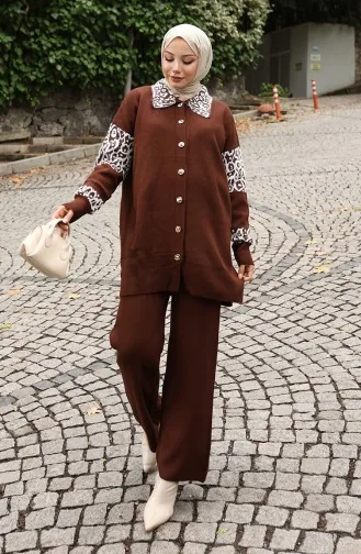 Gebreide Tuniek Met Knopen En Garneringen Tweedelig Pak 1020-03 Bruin 1020-03