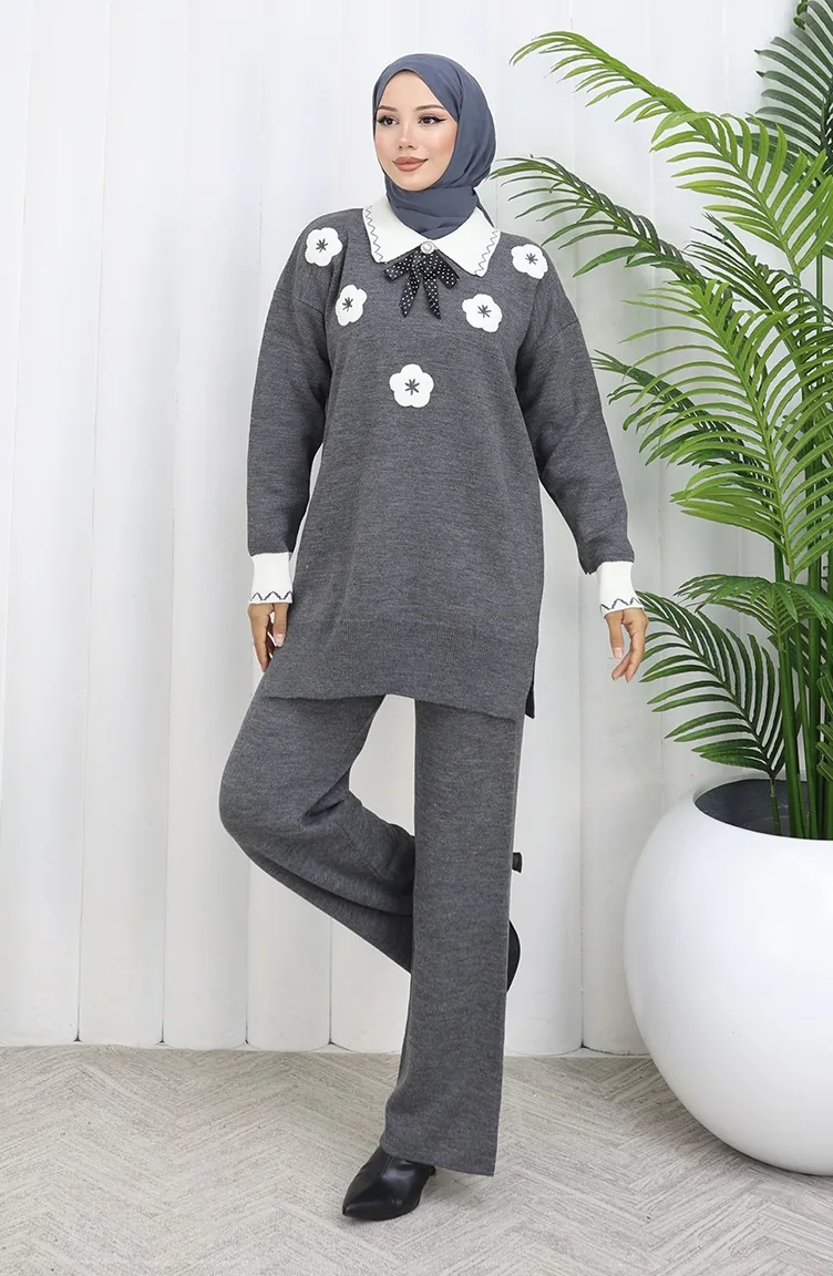 Ensemble Deux Pièces En Tricot Avec Tunique Et Pantalon à Fleurs Appliquées 1113-07 Gris 1113-07