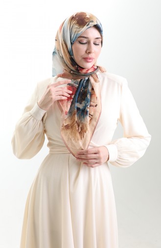 وشاح كاراجا من الألياف الطبيعية المنقوشة 82016-06 لون القهوة والحليب والذهب 82016-06