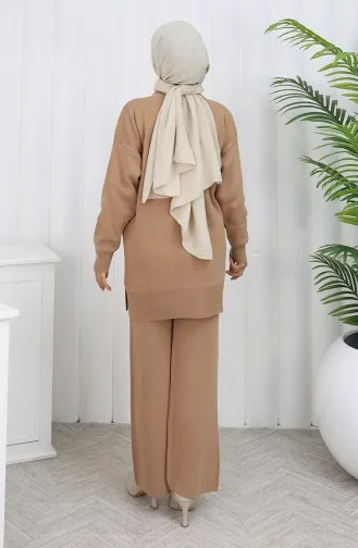 Ensemble Deux Pièces En Tricot Avec Poche Et Perles Tunique Et Pantalon Couleur Café Au Lait 1070-08 1070-08