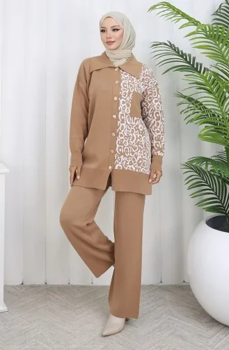Gebreid Garnituur Met Knopen Tuniek Tweedelig Pak 1078-02 Melk Koffie 1078-02