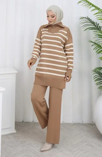 Ensemble Deux Pièces En Tricot Col Roulé Tunique Rayée Et Pantalon Couleur Café Au Lait 1107-05 1107-05