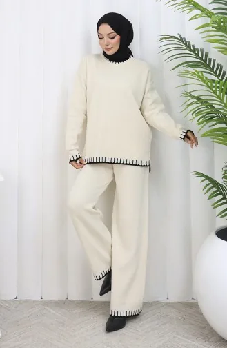 طقم من قطعتين من سترة وبنطلون محبوك بتفاصيل رموش 0015-05 بيج 0015-05