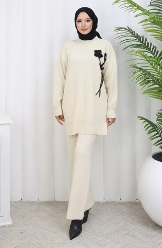 طقم تونيك وبنطلون محبوك بتفاصيل زهور من قطعتين 1037-07 بيج 1037-07
