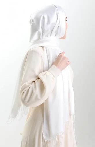 شال فيسكوز طويل ذو شراشيب 70331-07 بيج فاتح 70331-07