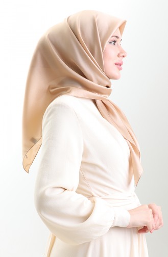 وشاح كريستال كاراجا 82022-01 رغوي العسل 82022-01