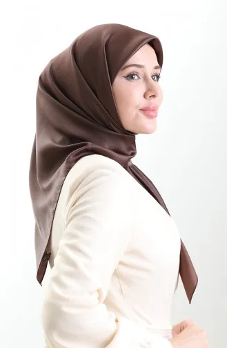 وشاح كريستال كاراجا 82022-08 بني مر 82022-08