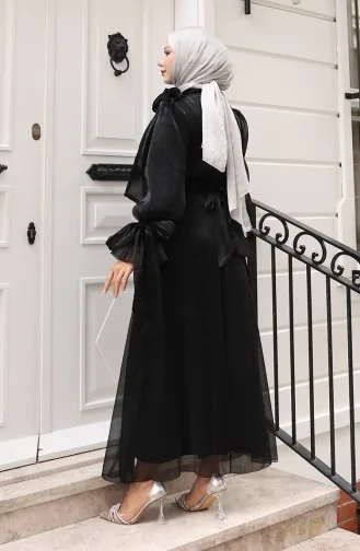 Robe De Soirée En Organza Et Tulle Plissée à La Taille Et Ceinturée Modèle 5611-08 Noire 5611-08
