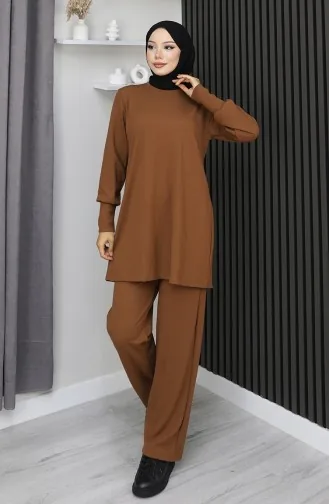 Zweiteiliges Set Aus Tunika Und Hose Aus Crêpe-Stoff Artikelnummer 20024A-02 Farbe: Hellbraun 20024A-02