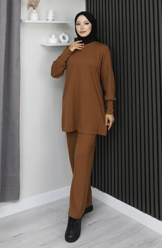 Zweiteiliges Set Aus Tunika Und Hose Aus Crêpe-Stoff Artikelnummer 20024A-02 Farbe: Hellbraun 20024A-02