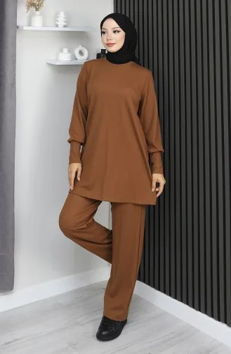 Zweiteiliges Set Aus Tunika Und Hose Aus Crêpe-Stoff Artikelnummer 20024A-02 Farbe: Hellbraun 20024A-02