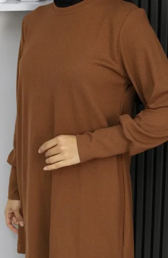 Zweiteiliges Set Aus Tunika Und Hose Aus Crêpe-Stoff Artikelnummer 20024A-02 Farbe: Hellbraun 20024A-02