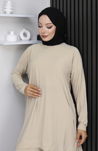 Zweiteiliger Anzug Aus Sandfarbenem Stoff Tunika Und Hose Modell 20061-03 Beige 20061-03