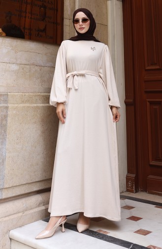 Robe Hijab Côtelée Ornée De Dentelle Et De Broches 0220-05 Beige 0220-05