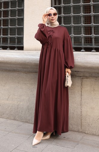 Robe Hijab Confortable à La Coupe Ornée De Dentelle 2171-06 Marron 2171-06
