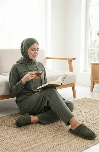 طقم رياضي خيطان 3034-12 أخضر عسكري 3034-12