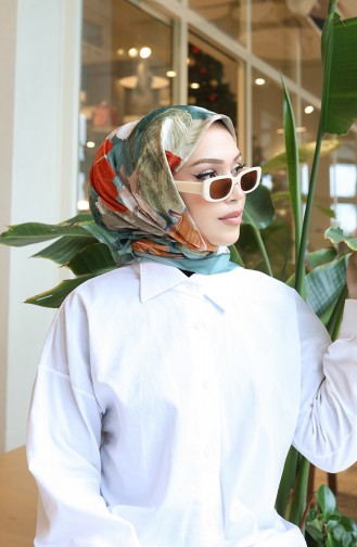 وشاح قطني بنقوش زهرية 70336-01 لون أخضر لوزي برتقالي 70336-01