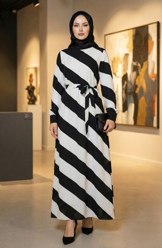 Geometrisch Gemustertes Viskosekleid Mit Gürtel 0460-03 Schwarz Weiß 0460-03
