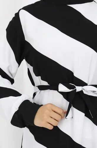 Geometrik Desenli Kuşaklı Viskon Elbise 0460-03 Siyah Beyaz