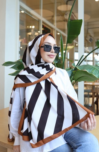 Patterned Shawl 70338-08 Brown Ecru 70338-08