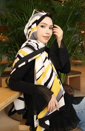 Patterned Capri Shawl 70339-02 Black Yellow 70339-02