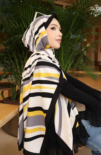 Patterned Capri Shawl 70339-02 Black Yellow 70339-02