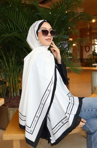 شال مخطط بتفاصيل 70340-01 أسود بيج 70340-01