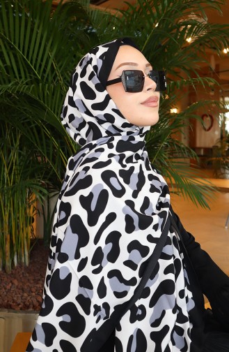 Patterned Capri Shawl 70355-01 Black Gray 70355-01