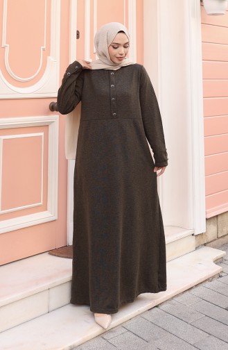 Gestricktes Winterkleid Mit Knopfleiste Und Hijab-Details Modell 2180-03 Khaki 2180-03