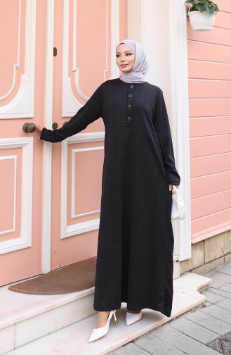 Gestricktes Winterkleid Mit Knopfleiste Und Hijab-Details 2180-04 Schwarz 2180-04