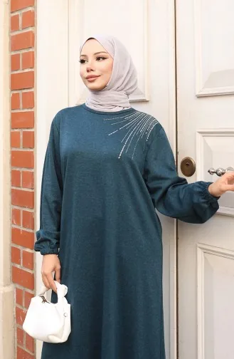 Robe Hijab Brodée De Pierres En Maille D`hiver 2181-02 Pétrole 2181-02