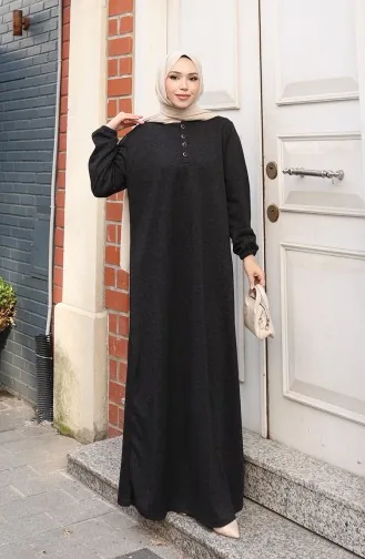 Robe Hijab D`hiver Tricotée Avec Boutons Décoratifs 2182-01 Noir 2182-01