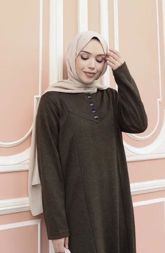 Robe Hijab D`hiver Tricotée à Boutons Couleur Kaki 2184-03 2184-03