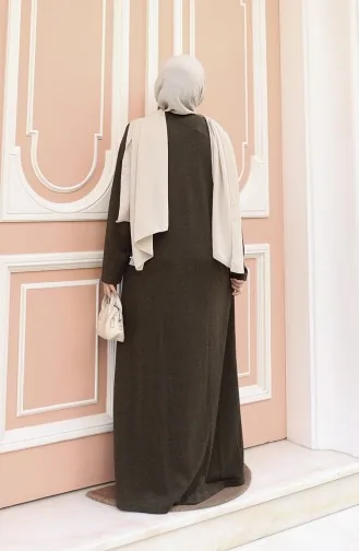 Robe Hijab D`hiver Tricotée à Boutons Couleur Kaki 2184-03 2184-03