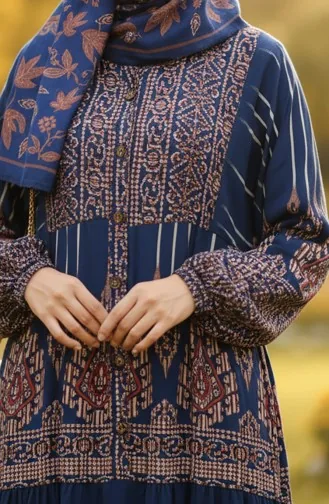 فستان حجاب من الفسكوز بنقشة ألاتشاتي، نصف أزرار، 2204-04، لون نيلي 2204-04