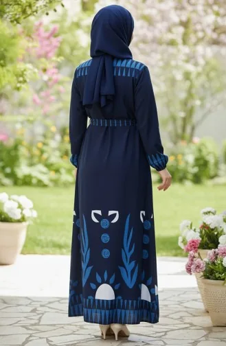 Gemustertes Viskose-Hijab-Kleid Mit Elastischen Ärmeln Und Gürtel 2207-04 Marineblau 2207-04