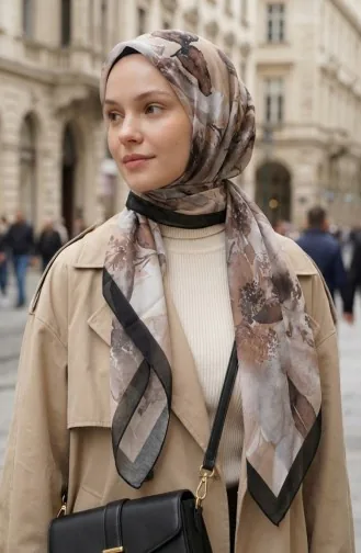 Patterned Amber Scarf 70325-04 Black Beige 70325-04