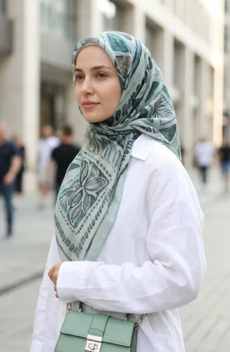 Kehribar Desenli Eşarp 70326-12 Çağla Yeşili