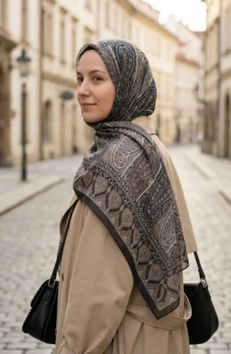 وشاح قطني بنقوش كاراكا 81091-06 أسود بني 81091-06