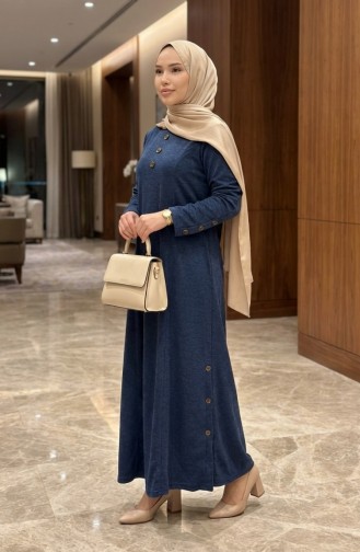 Robe D`hiver Modeste En Maille Avec Détails De Boutons 2183-01 Bleu Marine 2183-01