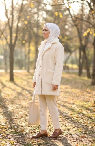 Plüschjacke Mit Knopfleiste Und Taschen Modell 6342-02 Creme 6342-02