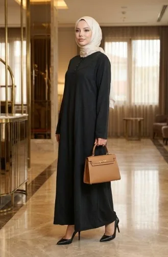 Gebreide Winterjurk Met Knoopdetails 2184-01 Zwart 2184-01