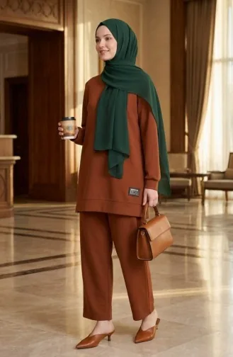 Tuniek En Broek Tweedelig Set Met Embleemdetails 0228-03 Tan 0228-03