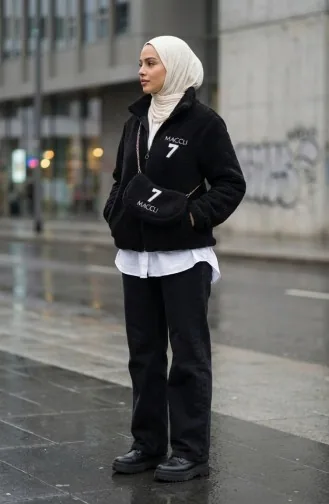 Plüschjacke Mit Reißverschlusstasche 6338-01 Schwarz 6338-01