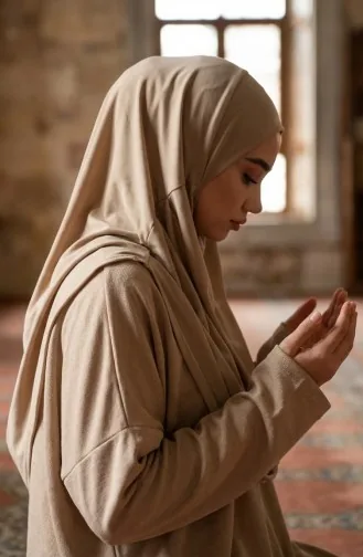 ملابس الصلاة بيج داكن 1973-05