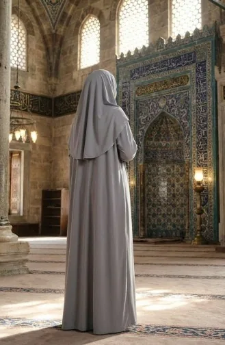 Robe de Prière Gris 1973-03